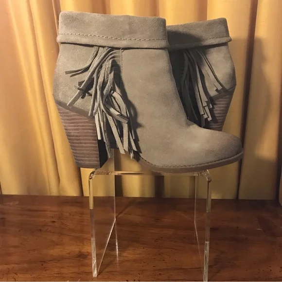 Jessica Simpson JP-Callaghan Booties, Color: Taupe, Cow Split SUEDE, Booties, 8M - Picture 4 of 11